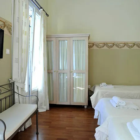 Πανσιόν Esperance 2 3*